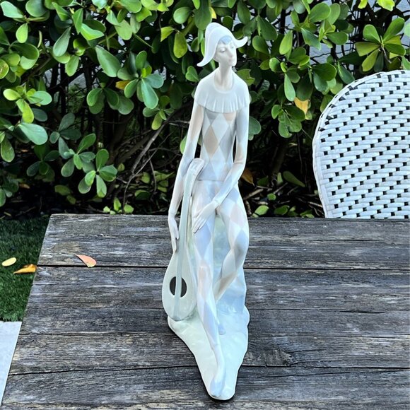 Lladro Nao "Harlequin" Jester Large with Guitar Mandolin Porcelain Vintage - Picture 4 of 12